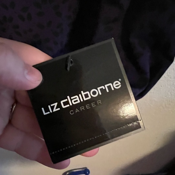 NWT Liz Claiborne Purple Blouse Size Small - Picture 4 of 8